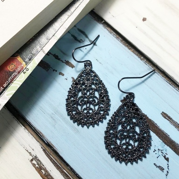 Alquimia Jewelry - NEW  BLACK TASSEL DROP BLACK EARRINGS